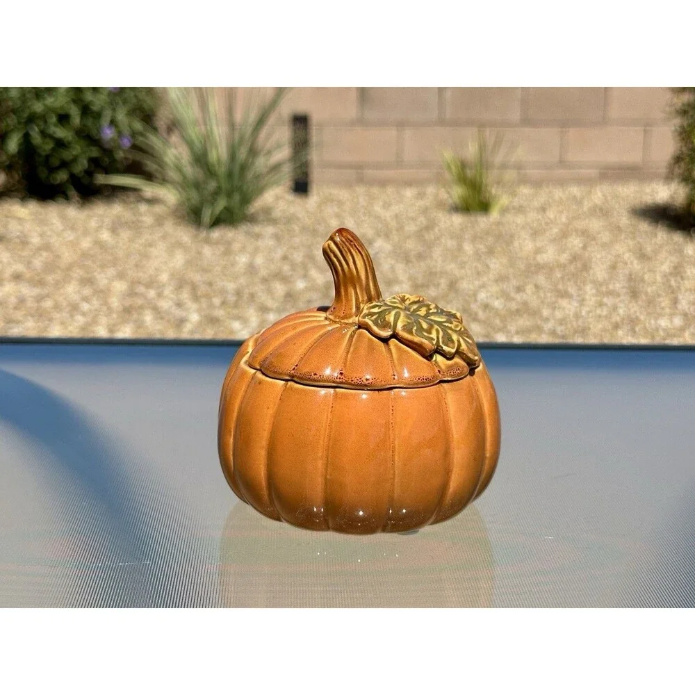 Ceramic Pumpkin Jar with Leaf on Lid Fall Harvest Thanksgiving Halloween Decor